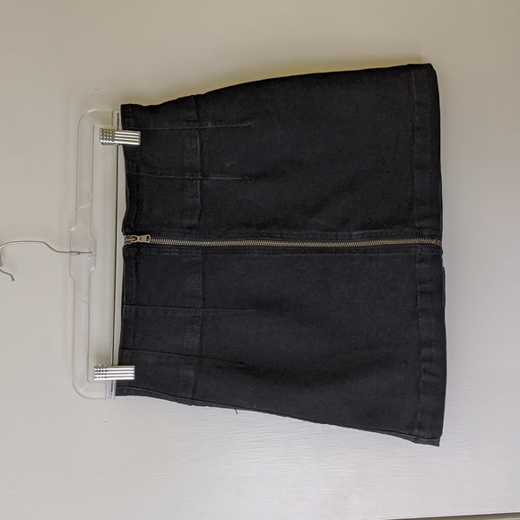 Free People Virgo Zipper Mini Skirt Black - Size 30 - Picture 4 of 16